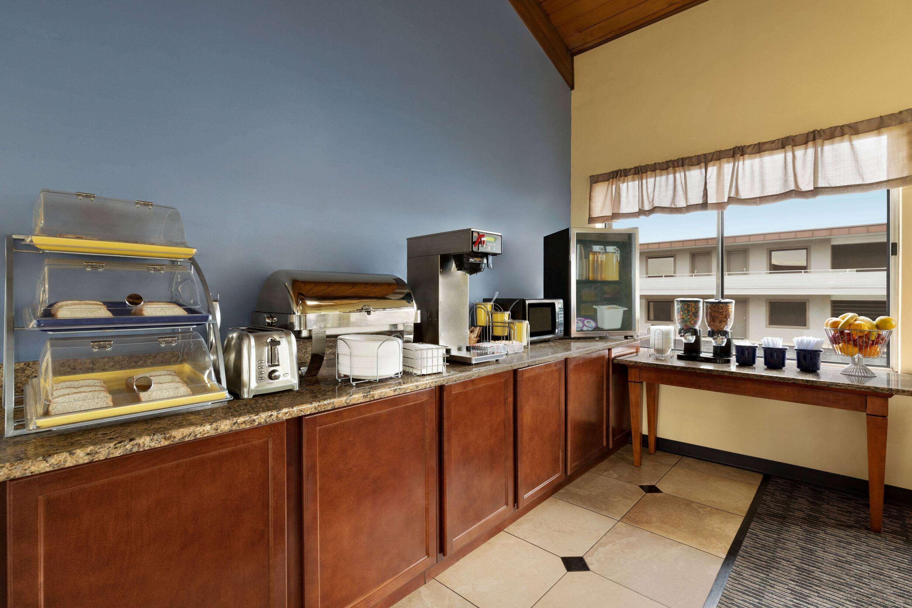 Days Inn By Wyndham Oak Ridge Knoxville Extérieur photo