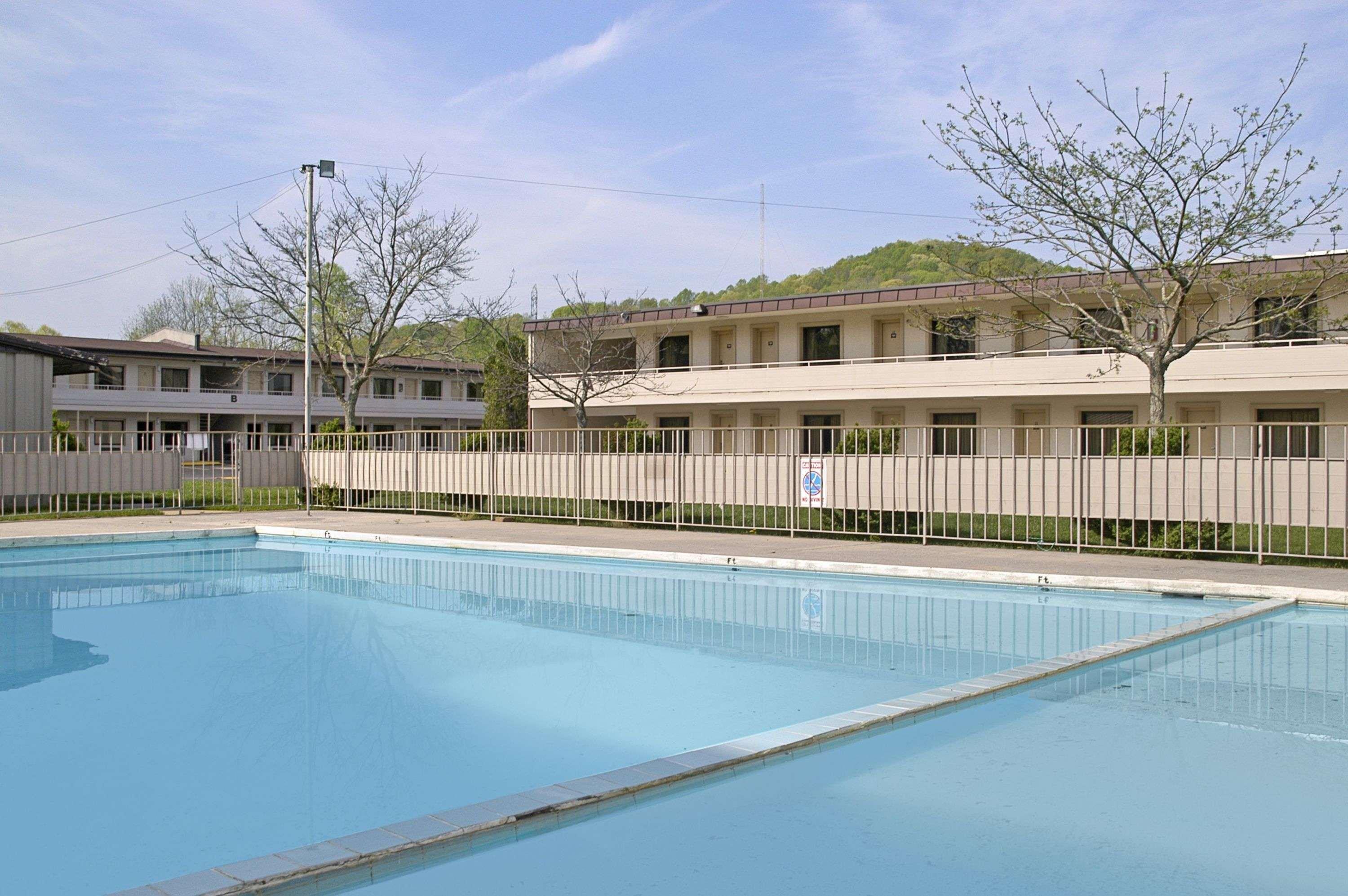 Days Inn By Wyndham Oak Ridge Knoxville Extérieur photo